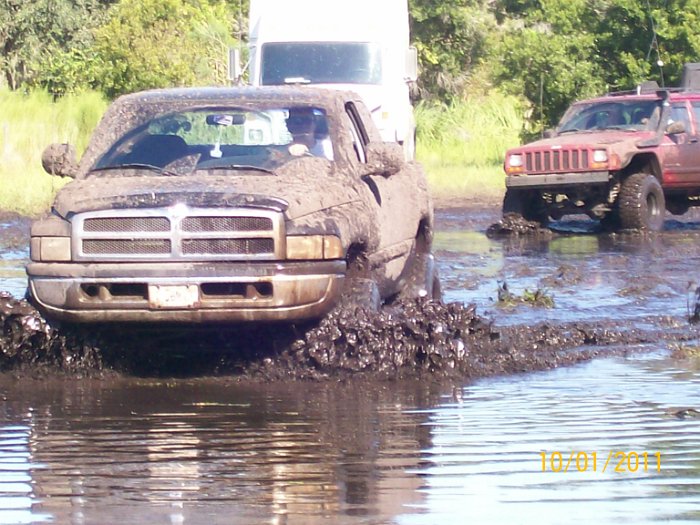 2011-Oct-01 HGR4X4 Cookout 118